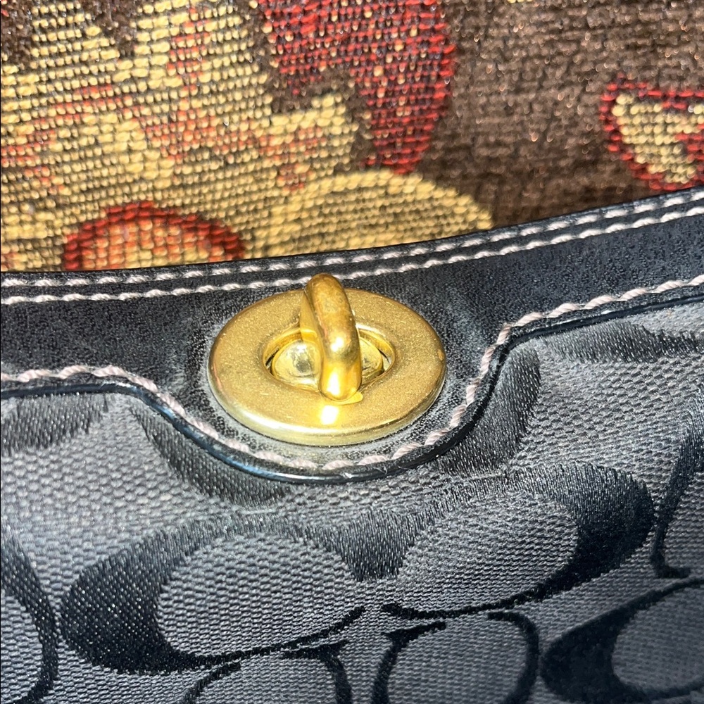 Vintage Black Coach Mini Turnlock Bag Canvas and leather with gold detail - Picture 5 of 16